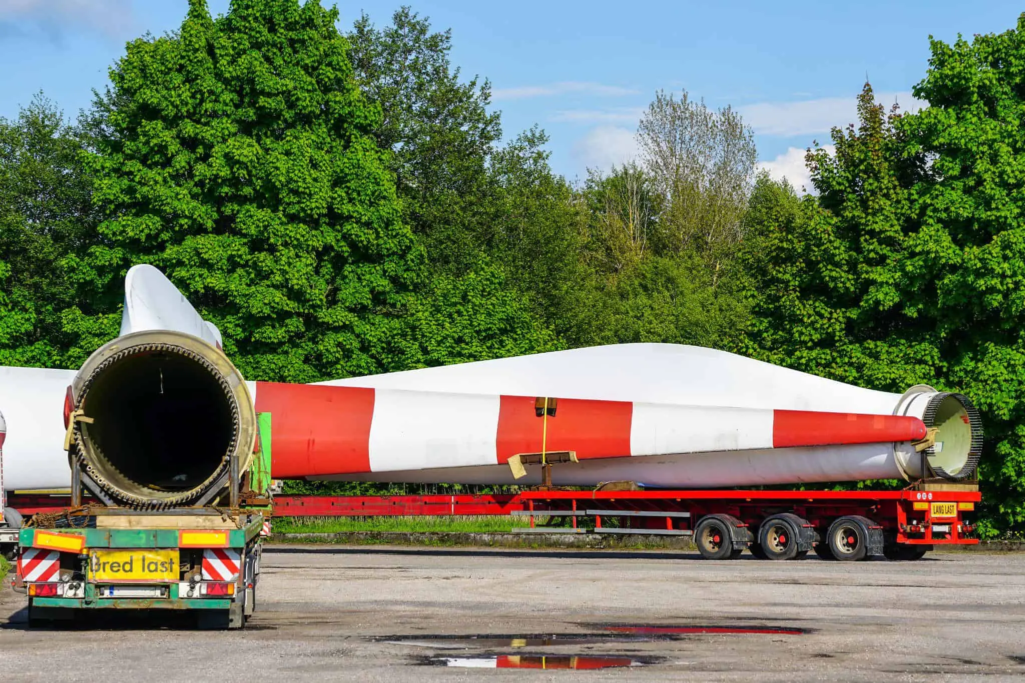 Transport niskopodwoziowy – czym jest?